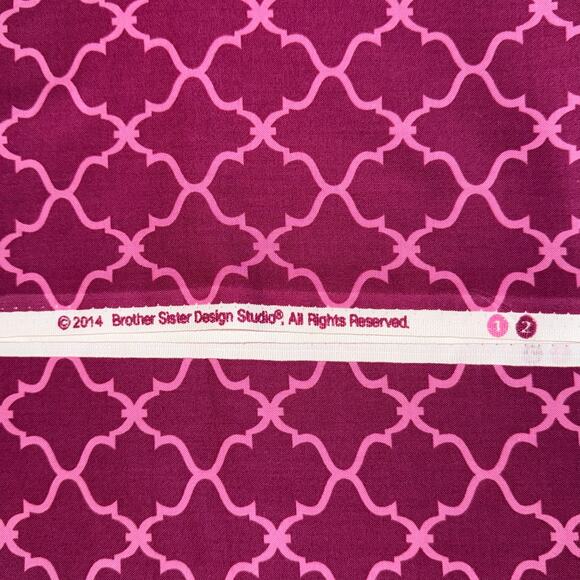 Magenta & Pink Quatrefoil by Brother Sister Design Studio - 1/2 Yard - Picture 5 of 5